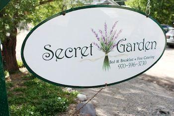 Secret Garden Bed & Breakfast ユアレイ エクステリア 写真